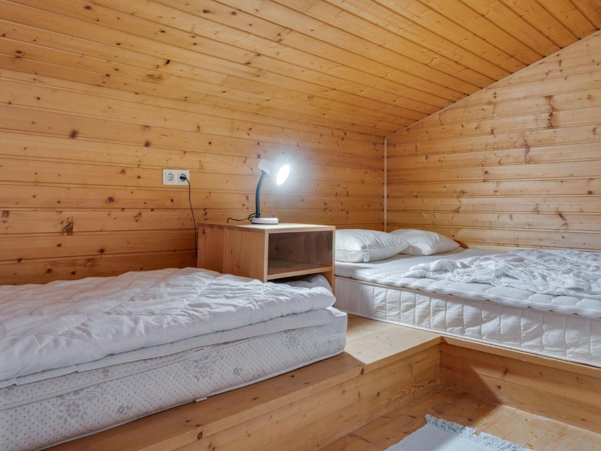Spacious Chalet In Maishofen Near Forest Exteriér fotografie